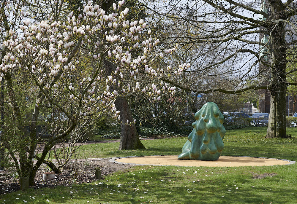 Jennifer Forsberg sculpture